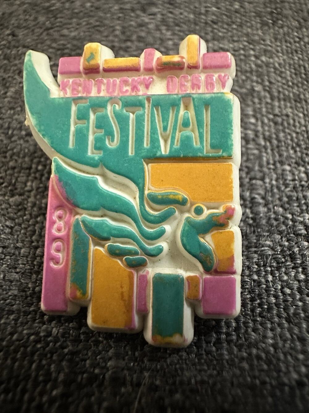 1989 Kentucky Derby Festival Pegasus Pin Louisville KY Vintage KDF Lapel Pin